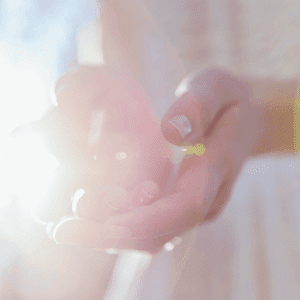 Initiation-a-la-mediumnite_Formation-mediumnite_Suis-je-medium_Devenir-medium_Les-Gardiennes_Retraite-mediumnite-en-Bretagne