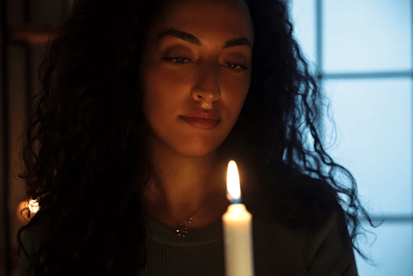 Contact-défunt_Comment-se-déroule-une-séance-de-contact-défunt_Michèle Meillac