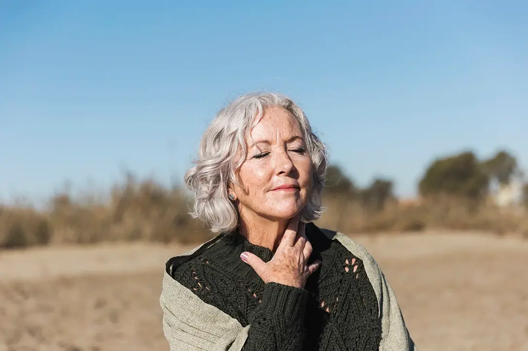 Guérir de la blessure de trahison grâce au coaching holistique_Michèle Meillac médium